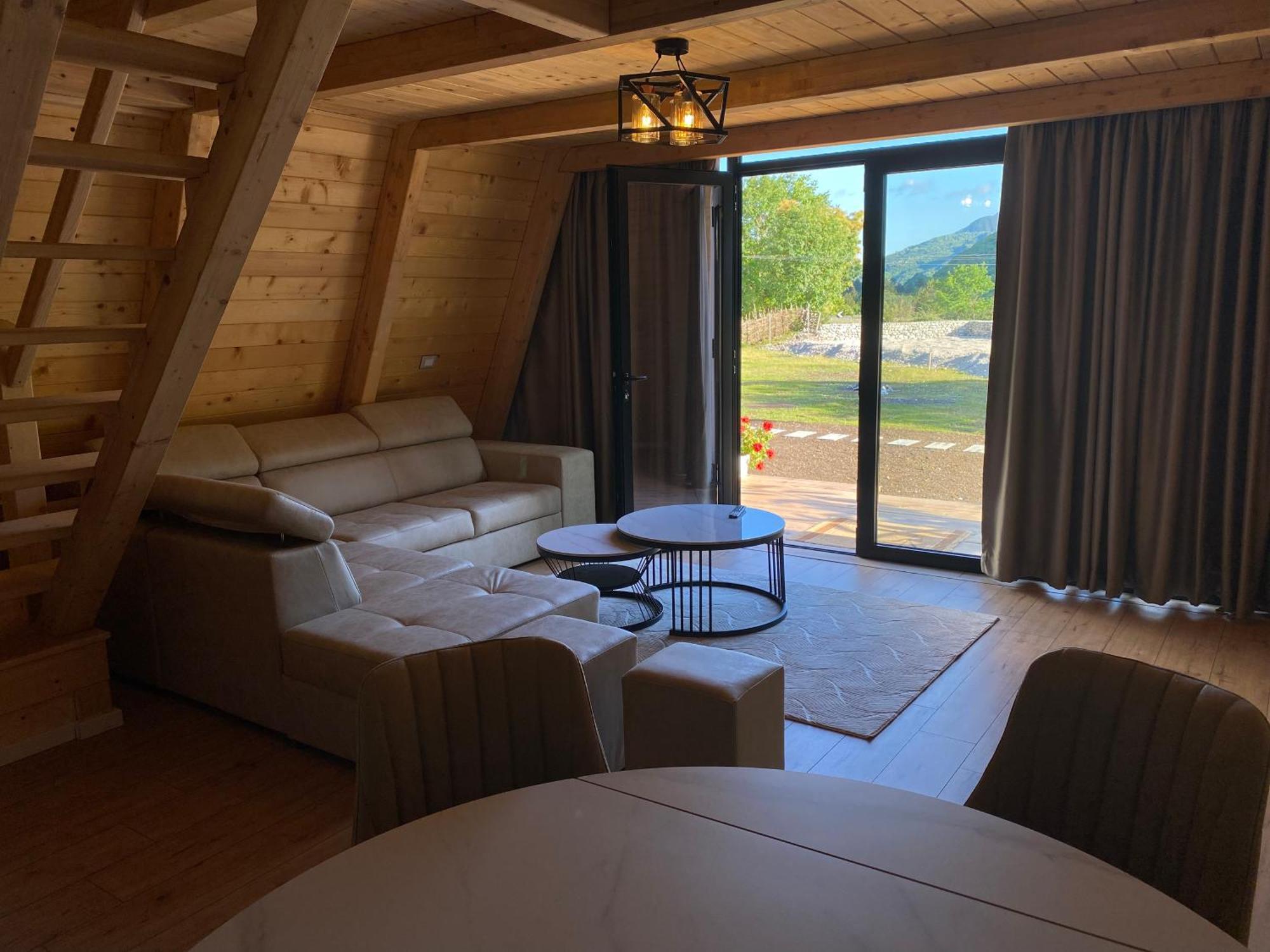 Monark Villas Шкодер Екстер'єр фото